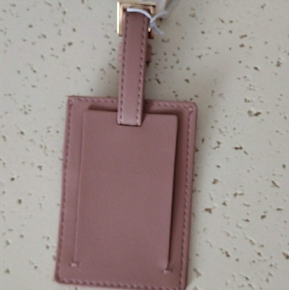 Michael Kors Luggage Tag And Passport Holder - Picture 7 of 14